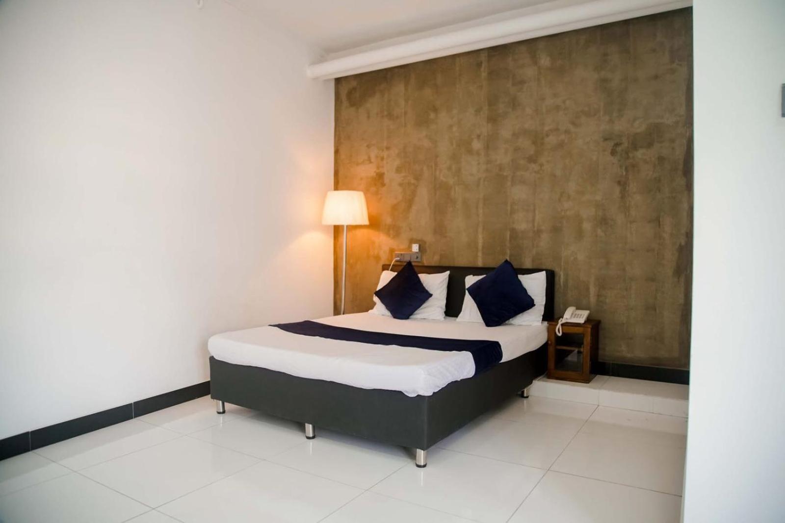 Mirai Transit Guest house
